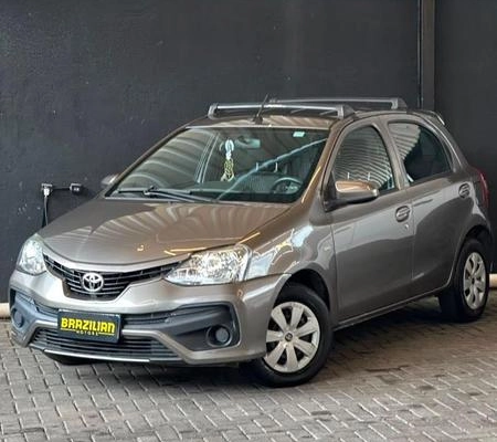 imagem-https://www.socarrao.com.br/sc-vehicle-images-prod/3839606/1789479762219-8420692_10_B_ed2fb20724.jpeg