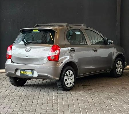 imagem-https://www.socarrao.com.br/sc-vehicle-images-prod/3839606/1789479762226-8420692_7_B_c006375f16.jpeg