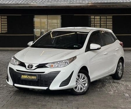 Toyota Yaris 2022 Branco — foto 1 de 3