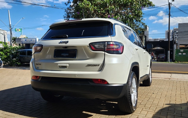 imagem-https://www.socarrao.com.br/sc-vehicle-images-prod/3839617/1789478705522-ae80ca39-6f2c-4765-8379-1c6f1a7efe71.jpg