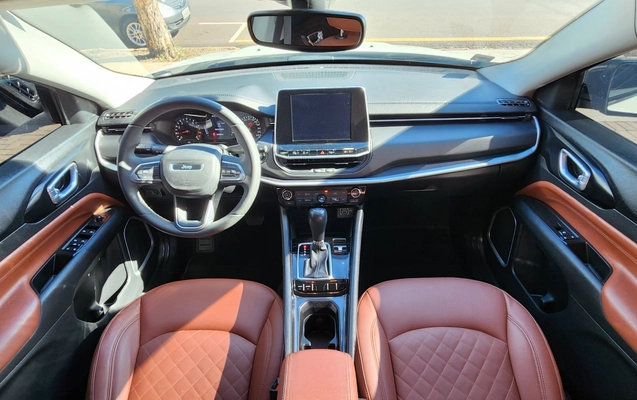 imagem-https://www.socarrao.com.br/sc-vehicle-images-prod/3839617/1789478705525-7bef6abd-1304-4a14-9ce8-32c6f3ce5f76.jpg