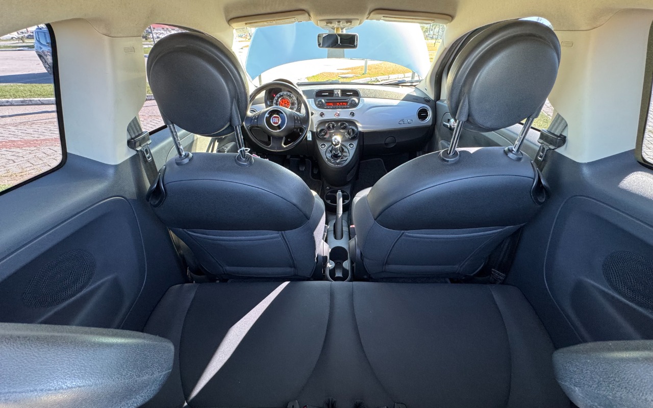 imagem-https://www.socarrao.com.br/sc-vehicle-images-prod/3839632/1789478778326-SU1HXzk0OTcuanBn.jpg