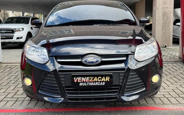 imagem-https://www.socarrao.com.br/sc-vehicle-images-prod/3839719/1789565674989-8475055_19_B_5da1c78e1d.jpeg