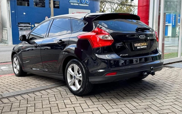 imagem-https://www.socarrao.com.br/sc-vehicle-images-prod/3839719/1789565675000-8475055_15_B_695f175035.jpeg