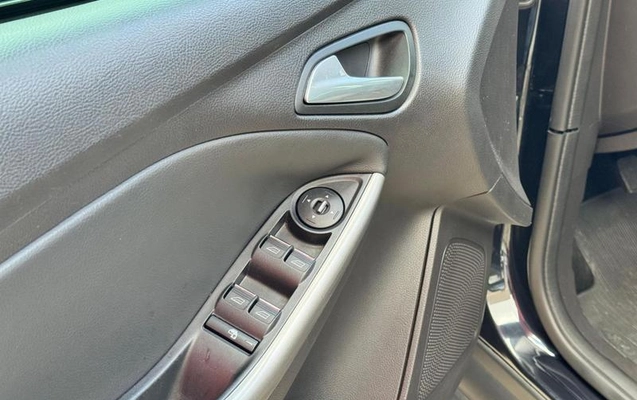 imagem-https://www.socarrao.com.br/sc-vehicle-images-prod/3839719/1789565675019-8475055_13_B_e1a908dfac.jpeg