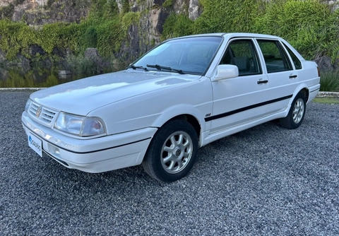 Volkswagen Santana 1995 Branco — foto 1 de 3