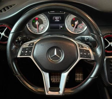 imagem-https://www.socarrao.com.br/sc-vehicle-images-prod/3840004/1789479400897-8416003_8_B_5f9da4adb8.jpeg