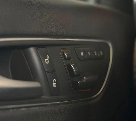 imagem-https://www.socarrao.com.br/sc-vehicle-images-prod/3840004/1789479400902-8416003_0_B_dbe4aa2e04.jpeg
