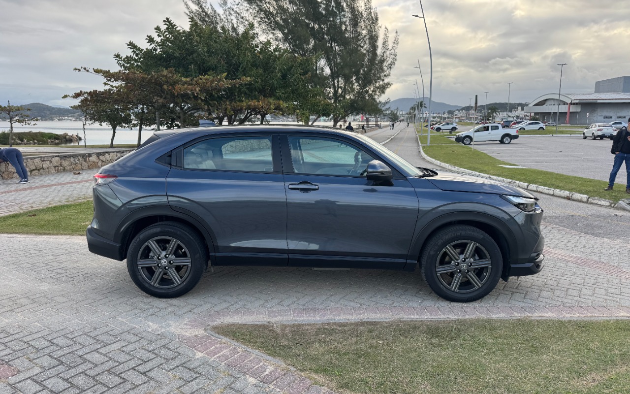 imagem-https://www.socarrao.com.br/sc-vehicle-images-prod/3840308/1789480011249-SU1HXzg2MjcgKDIpLmpwZw.jpg