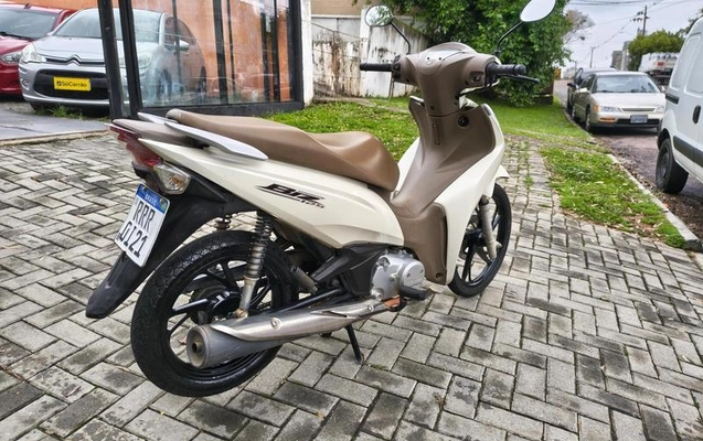 imagem-https://www.socarrao.com.br/sc-vehicle-images-prod/3840337/1790277054458-8461262_2_B_de5079e974.jpeg