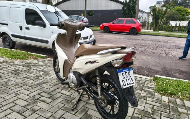 imagem-https://www.socarrao.com.br/sc-vehicle-images-prod/3840337/1790277054460-8461262_3_B_eb117595b1.jpeg