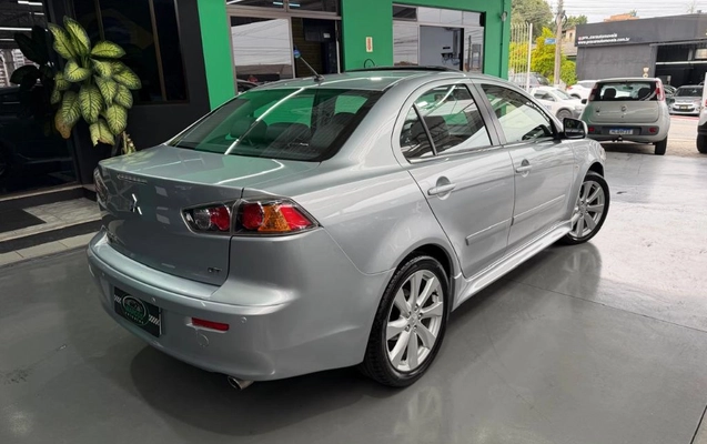 imagem-https://www.socarrao.com.br/sc-vehicle-images-prod/3840432/1789480268794-gb-38751b6.jpeg