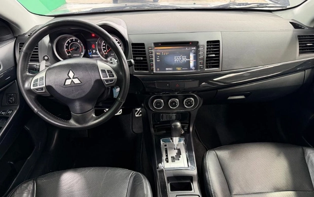 imagem-https://www.socarrao.com.br/sc-vehicle-images-prod/3840432/1789480268809-gb-4389b83.jpeg