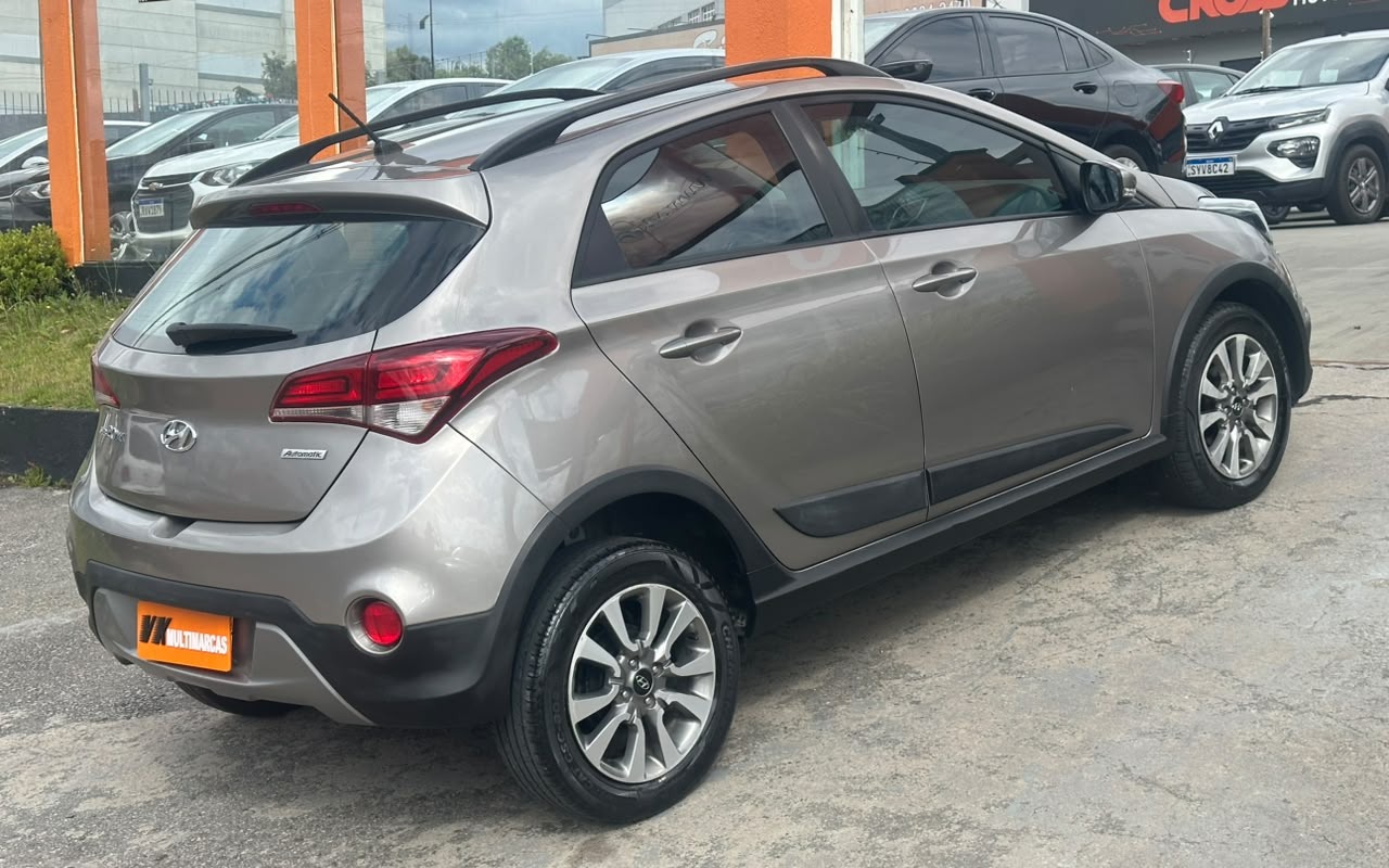 imagem-https://www.socarrao.com.br/sc-vehicle-images-prod/3840491/1789480532440-V2hhdHNBcHAgSW1hZ2UgMjAyNi0wOS0xMSBhdCAxNS4xMi41MSAoMykuanBlZw.jpeg
