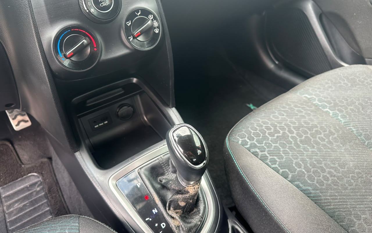 imagem-https://www.socarrao.com.br/sc-vehicle-images-prod/3840491/1789480532500-V2hhdHNBcHAgSW1hZ2UgMjAyNi0wOS0xMSBhdCAxNS4xMi41MCAoMykuanBlZw.jpeg