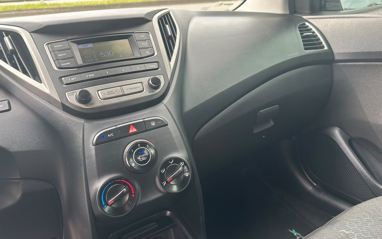 imagem-https://www.socarrao.com.br/sc-vehicle-images-prod/3840491/1789480532671-V2hhdHNBcHAgSW1hZ2UgMjAyNi0wOS0xMSBhdCAxNS4xMi40OSAoNSkuanBlZw.jpeg
