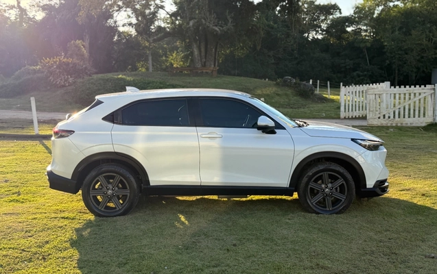 imagem-https://www.socarrao.com.br/sc-vehicle-images-prod/3840493/1789480556443-SU1HXzEyMzEgKDEpLmpwZw.jpg