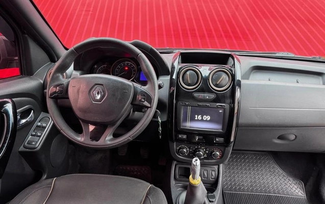 imagem-https://www.socarrao.com.br/sc-vehicle-images-prod/3840835/1789481109232-8464003_8_B_942887511f.jpeg