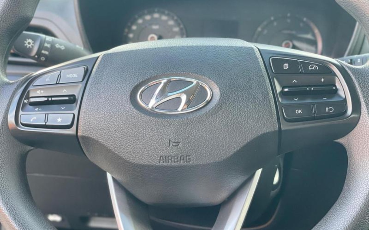 imagem-https://www.socarrao.com.br/sc-vehicle-images-prod/3840839/1789481139486-NzM1OTg4NF8xX0JfNzc4NmQzYzgzNC5qcGVn.jpeg