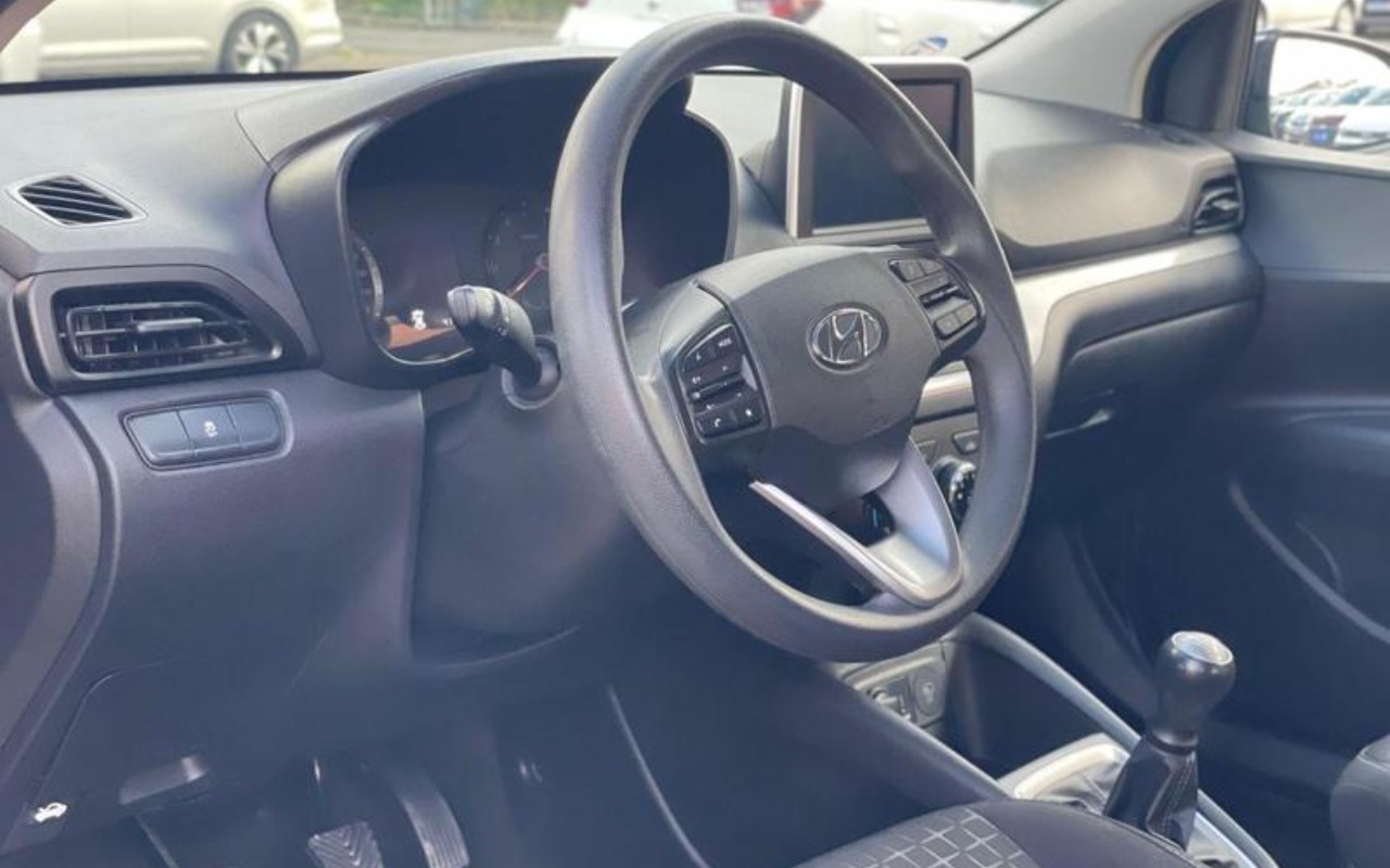 imagem-https://www.socarrao.com.br/sc-vehicle-images-prod/3840839/1789481139542-NzM1OTg4NF8xMF9CX2I5MGIxNTdmMGEuanBlZw.jpeg