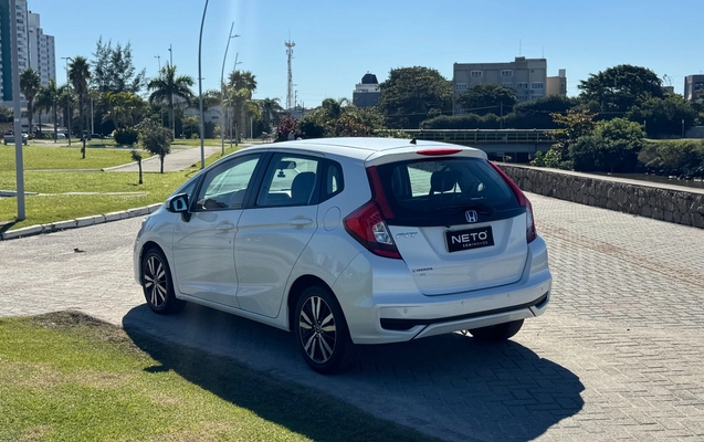 imagem-https://www.socarrao.com.br/sc-vehicle-images-prod/3840844/1789481173233-SU1HXzg0MjcuanBn.jpg