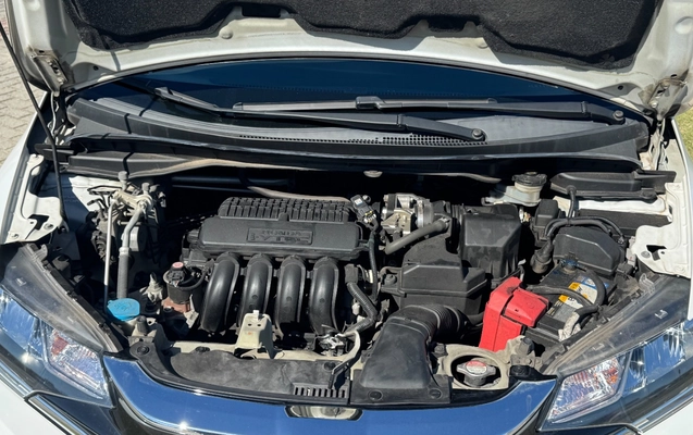 imagem-https://www.socarrao.com.br/sc-vehicle-images-prod/3840844/1789481174184-SU1HXzg0NDMuanBn.jpg