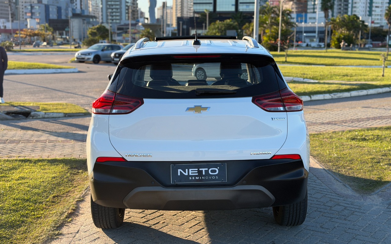 imagem-https://www.socarrao.com.br/sc-vehicle-images-prod/3840917/1789481334042-SU1HXzU5NzUgKDIpLmpwZw.jpg