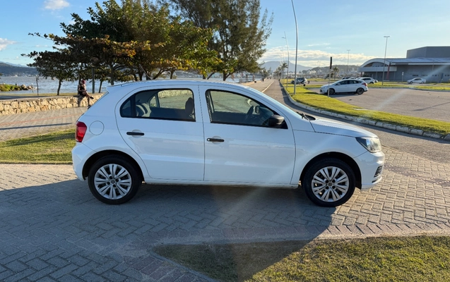 imagem-https://www.socarrao.com.br/sc-vehicle-images-prod/3840923/1789481470464-SU1HXzU5NTIuanBn.jpg