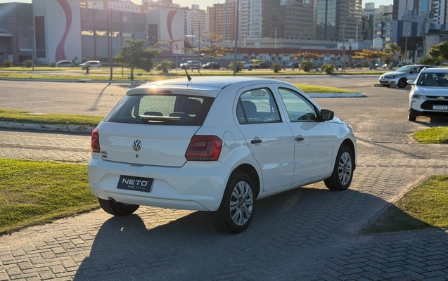 imagem-https://www.socarrao.com.br/sc-vehicle-images-prod/3840923/1789481470529-SU1HXzU5NTMuanBn.jpg