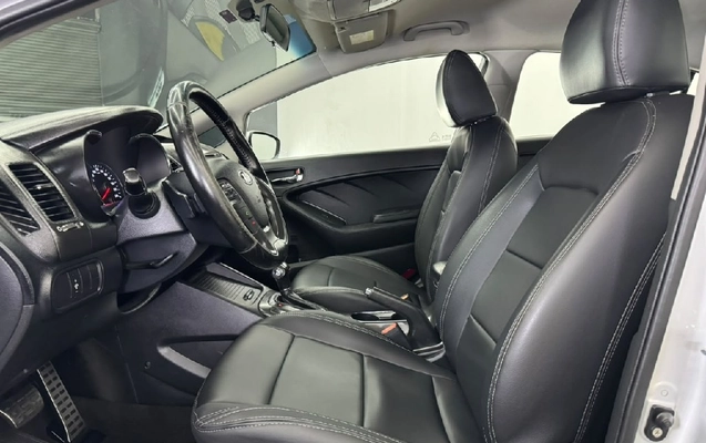 imagem-https://www.socarrao.com.br/sc-vehicle-images-prod/3840943/1789481558820-fd3d817d-220e-568c-67ad-8f25aa4d84ef-whatsappimage2026-08-13at1555442jpeg.jpg