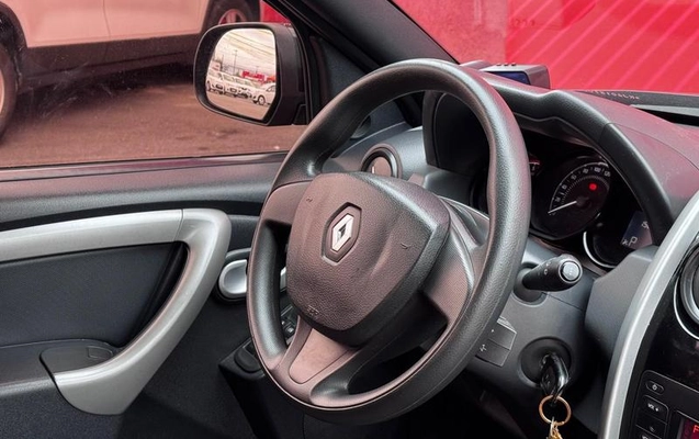 imagem-https://www.socarrao.com.br/sc-vehicle-images-prod/3840952/1789481591649-8467426_7_B_d3b92a0641.jpeg