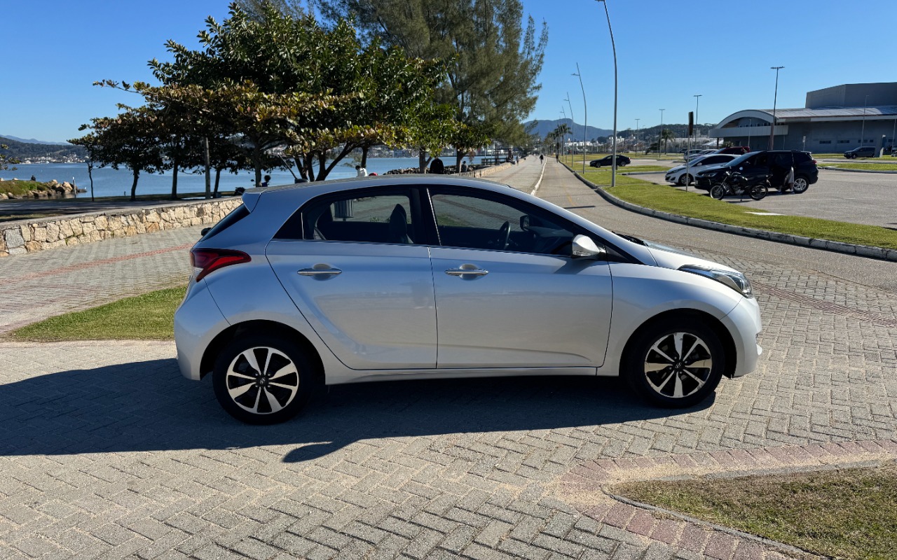 imagem-https://www.socarrao.com.br/sc-vehicle-images-prod/3841046/1789481675580-SU1HXzgxNzcuanBn.jpg