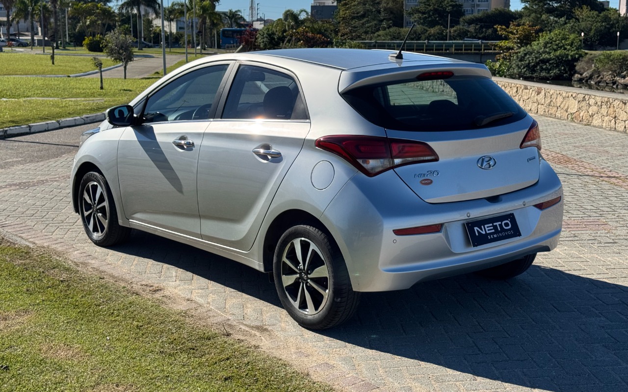 imagem-https://www.socarrao.com.br/sc-vehicle-images-prod/3841046/1789481675790-SU1HXzgxODAuanBn.jpg