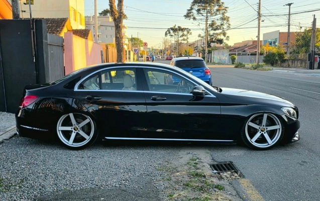 imagem-https://www.socarrao.com.br/sc-vehicle-images-prod/3841279/1789498459846-r4OaWysNMbC772vtJvJtuFKFQy5vnvlW.jpg