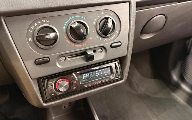 imagem-https://www.socarrao.com.br/sc-vehicle-images-prod/3841336/1789589091426-8465348_15_B_25bc3e8eb3.jpeg