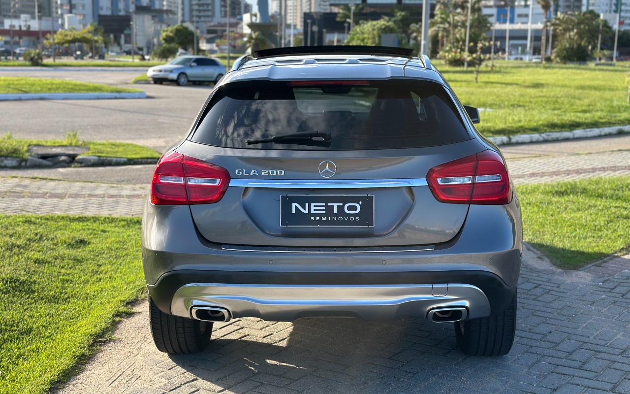imagem-https://www.socarrao.com.br/sc-vehicle-images-prod/3841338/1789482310147-SU1HXzg3MTkuanBn.jpg