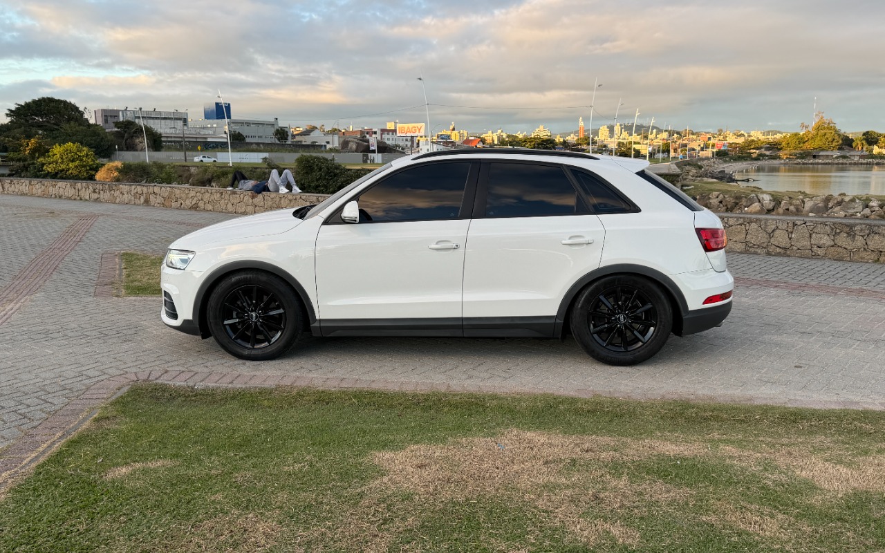 imagem-https://www.socarrao.com.br/sc-vehicle-images-prod/3841512/1789482667502-SU1HXzUxMjcuSlBH.JPG