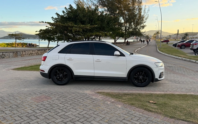 imagem-https://www.socarrao.com.br/sc-vehicle-images-prod/3841512/1789482669483-SU1HXzUxMjMuSlBH.JPG