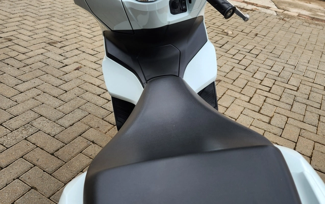 imagem-https://www.socarrao.com.br/sc-vehicle-images-prod/3841600/1789482765810-936adb25-ca81-4b0b-8e5c-8c68b869fe49.jpg