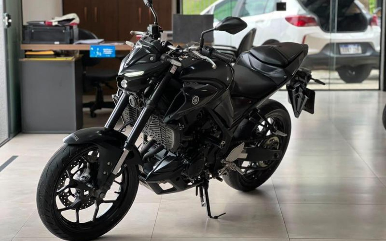 Yamaha MT-03 321/ABS 2023 Preto — foto 1 de 3