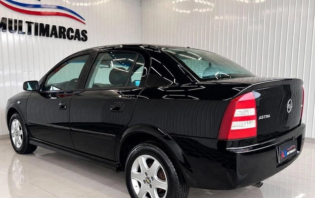 imagem-https://www.socarrao.com.br/sc-vehicle-images-prod/3841669/1789482868682-8392455_11_B_608d36d573.jpeg