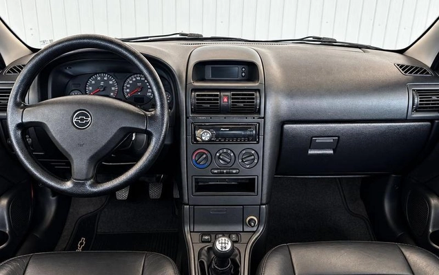 imagem-https://www.socarrao.com.br/sc-vehicle-images-prod/3841669/1789482868692-8392455_5_B_8376cf1dca.jpeg