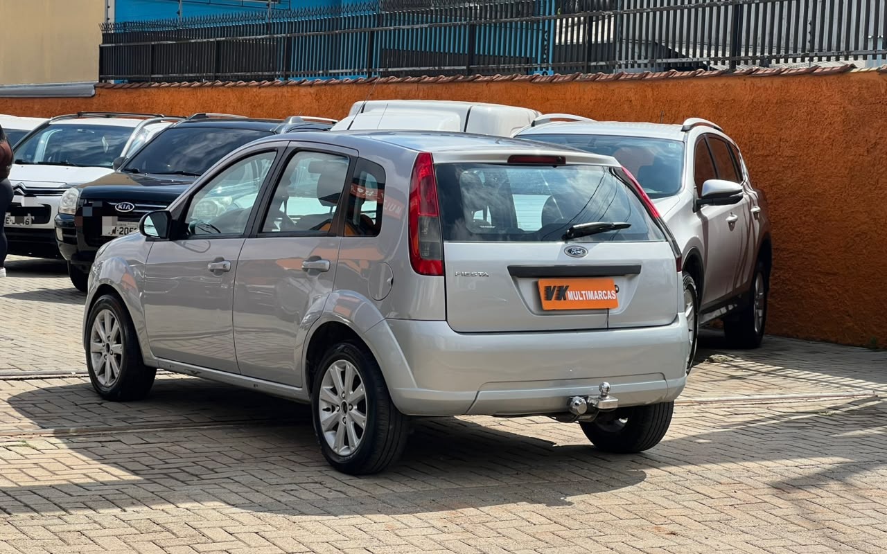 imagem-https://www.socarrao.com.br/sc-vehicle-images-prod/3841778/1789483189989-V2hhdHNBcHAgSW1hZ2UgMjAyNi0wOS0xNSBhdCAxMC41Ny4wNy5qcGVn.jpeg