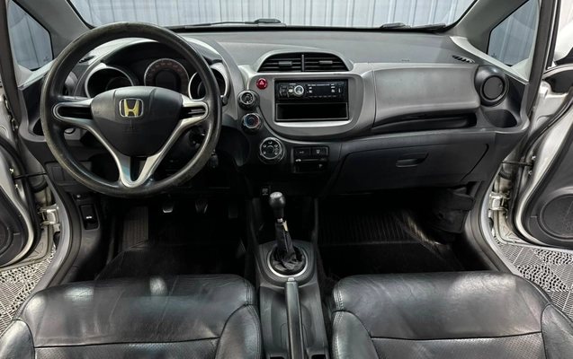 imagem-https://www.socarrao.com.br/sc-vehicle-images-prod/3841990/1789483547095-fa01de66-24ab-492e-8385-e17709c80312.jpeg