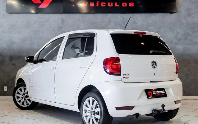imagem-https://www.socarrao.com.br/sc-vehicle-images-prod/3842184/1789580924534-8478067_12_B_1b786a8eb5.jpeg
