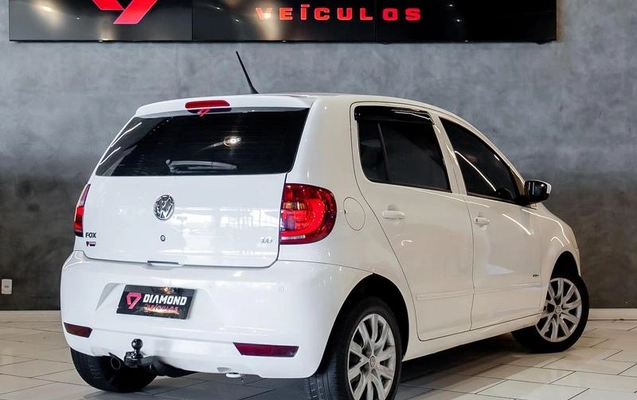 imagem-https://www.socarrao.com.br/sc-vehicle-images-prod/3842184/1789580924536-8478067_18_B_61e5386c11.jpeg