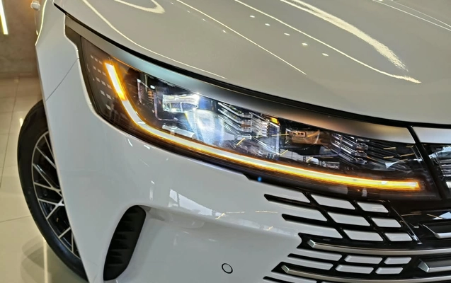 imagem-https://www.socarrao.com.br/sc-vehicle-images-prod/3842188/1789484139647-003_f32bfcff3b3559c571fa8a3191b87129.jpeg