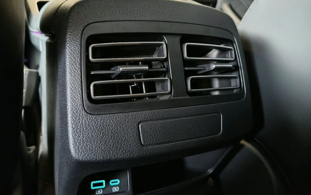 imagem-https://www.socarrao.com.br/sc-vehicle-images-prod/3842188/1789484139662-003_a291ff609c340416fec35b28c1c51b3f.jpeg