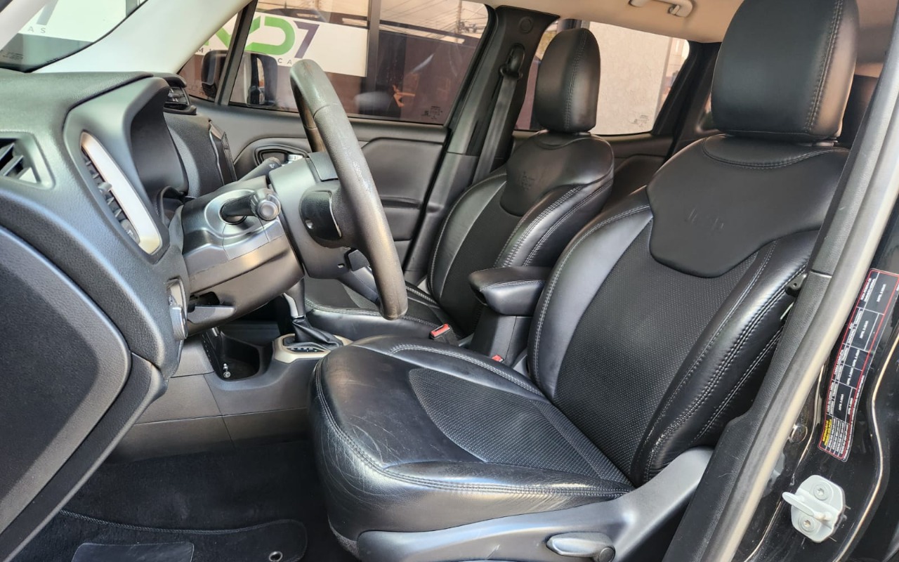 imagem-https://www.socarrao.com.br/sc-vehicle-images-prod/3842344/1789484426237-V2hhdHNBcHAgSW1hZ2UgMjAyNi0wOS0xNSBhdCAxMS4xMi4xMCAoMikuanBlZw.jpeg