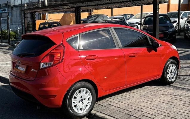 imagem-https://www.socarrao.com.br/sc-vehicle-images-prod/3842466/1789484589033-RkNfMzkzOV84Mzc5MTU2XzEwX1ZfODBhMGQ5NDY1YS5qcGVn.jpeg